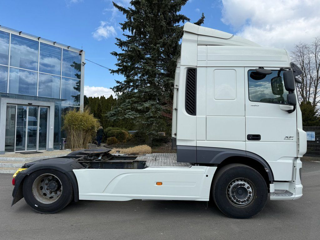 DAF XF460 EURO 6 - Tracteur routier: photos 4 DAF XF460 EURO 6 - Tracteur routier: photos 4