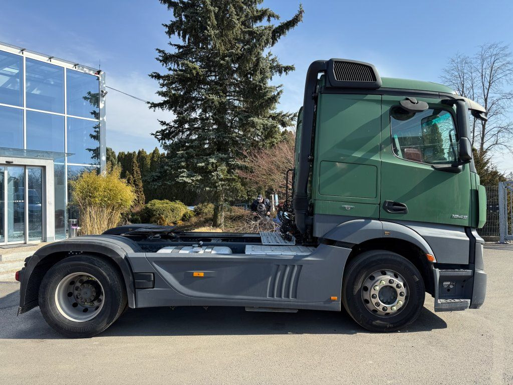 Mercedes-Benz 1843 Actros ADR FL, EX/II, EX/III, AT - Tracteur routier: photos 3 Mercedes-Benz 1843 Actros ADR FL, EX/II, EX/III, AT - Tracteur routier: photos 3