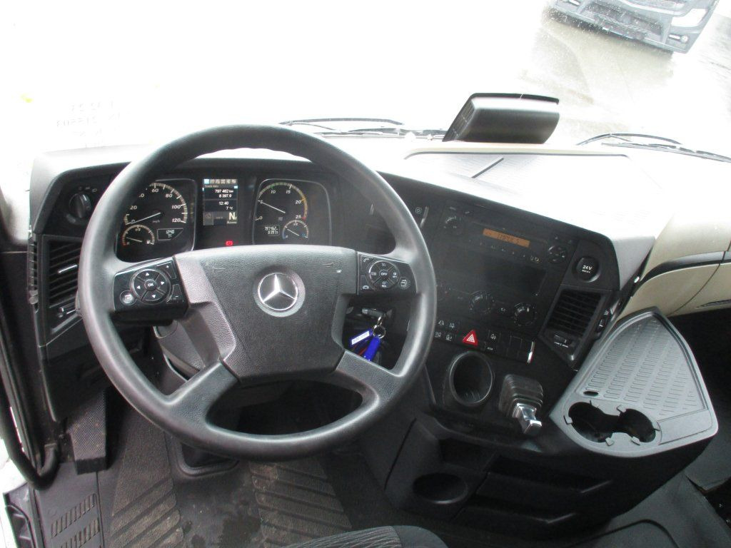 Tracteur routier Mercedes-Benz 1845 Actros EURO 6 MEGA/lowdeck: photos 12