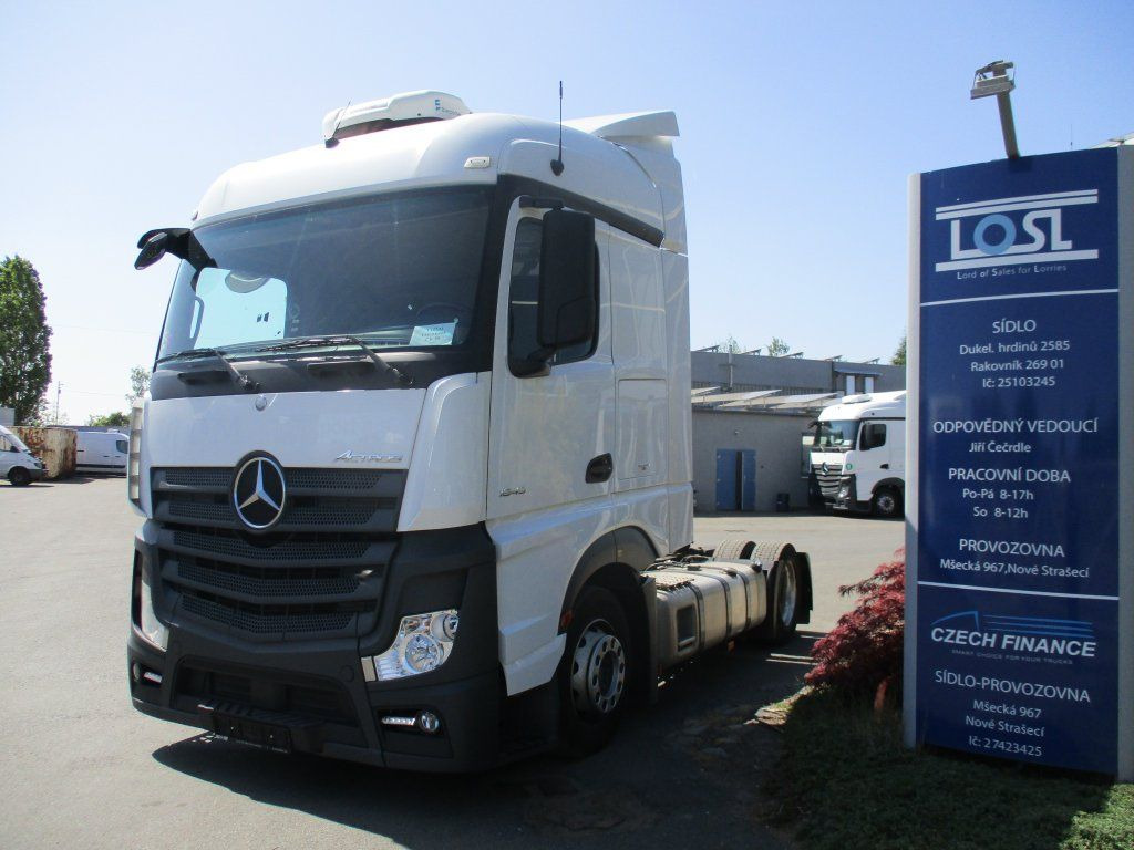 Mercedes-Benz 1845 Actros EURO 6 MEGA/lowdeck - Tracteur routier: photos 1 Mercedes-Benz 1845 Actros EURO 6 MEGA/lowdeck - Tracteur routier: photos 1