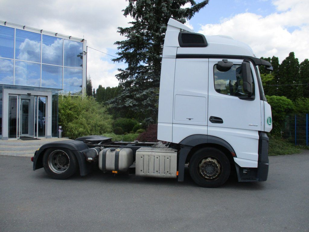 Mercedes-Benz 1845 Actros EURO 6 MEGA/lowdeck - Tracteur routier: photos 3 Mercedes-Benz 1845 Actros EURO 6 MEGA/lowdeck - Tracteur routier: photos 3