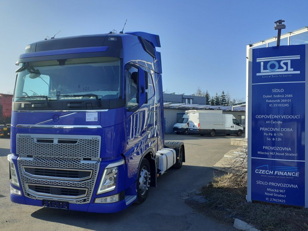 Volvo FH500 XL EURO 6 MEGA/lowdeck - Tracteur routier: photos 1 Volvo FH500 XL EURO 6 MEGA/lowdeck - Tracteur routier: photos 1