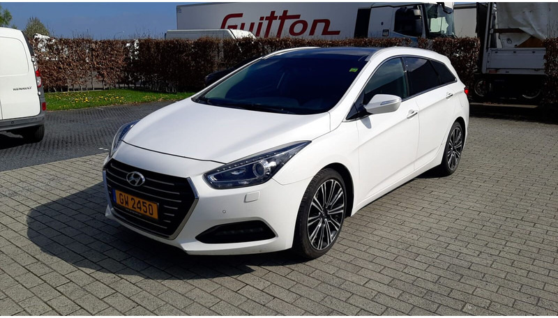 Hyundai i40 - Voiture: photos 2 Hyundai i40 - Voiture: photos 2