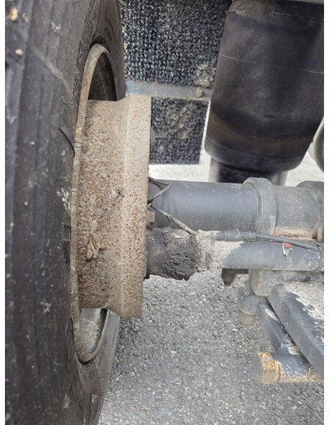 Remorque plateau Louault 9m50: photos 9 Remorque plateau Louault 9m50: photos 9