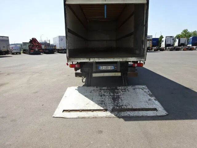 Camion fourgon Renault Midlum 270 dxi - manual gearbox / steel suspension lames: photos 8