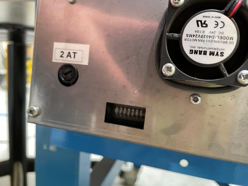 ATS Tanner UltraSonic US 2000-AB transit banding machine with pneumatic product hold-down and infeed roller table - Machine d'emballage et de conditionnement: photos 3 ATS Tanner UltraSonic US 2000-AB transit banding machine with pneumatic product hold-down and infeed roller table - Machine d'emballage et de conditionnement: photos 3