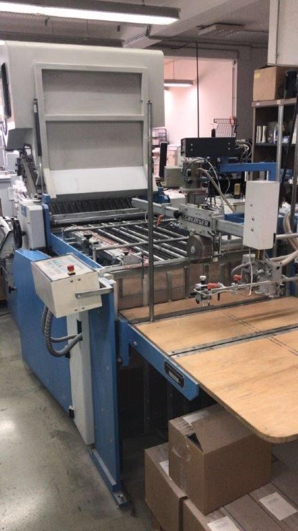 GUK FA 74-6-KTL-F4 SA 16 page combination folding machine - Plieuse de bureau: photos 4 GUK FA 74-6-KTL-F4 SA 16 page combination folding machine - Plieuse de bureau: photos 4