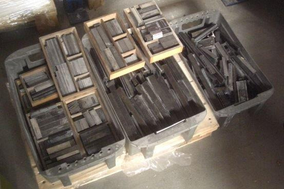 Miscellaneous letterpress closing tool - Relieuse: photos 1 Miscellaneous letterpress closing tool - Relieuse: photos 1