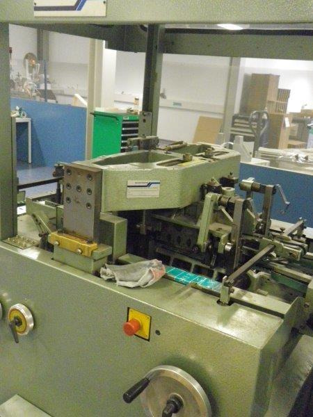 Muller Martini 1509 Saddle Stitcher - Machine d'impression: photos 5 Muller Martini 1509 Saddle Stitcher - Machine d'impression: photos 5