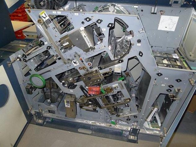 C. p. Bourg BDF booklet finisher - Machine d'impression: photos 2 C. p. Bourg BDF booklet finisher - Machine d'impression: photos 2