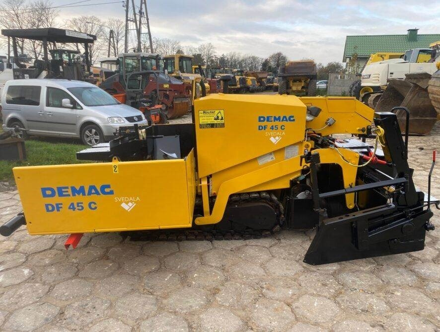 Demag DF-45C - Finisseur: photos 2 Demag DF-45C - Finisseur: photos 2