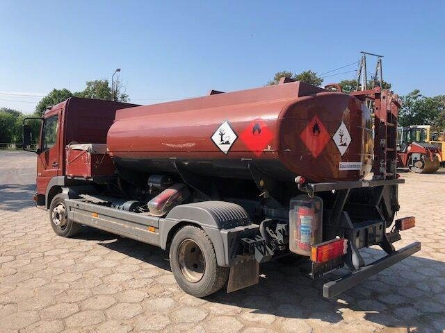 Mercedes-Benz Atego 818 5000l aircraft tank aviation airport - Camion citerne: photos 2 Mercedes-Benz Atego 818 5000l aircraft tank aviation airport - Camion citerne: photos 2