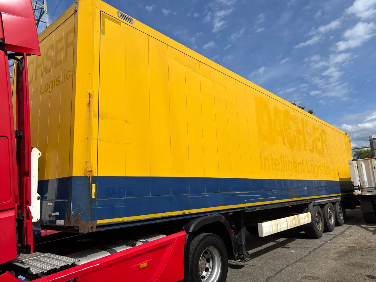 Krone SD Textilkoffer/Luft/Scheibe - Semi-remorque fourgon: photos 2 Krone SD Textilkoffer/Luft/Scheibe - Semi-remorque fourgon: photos 2