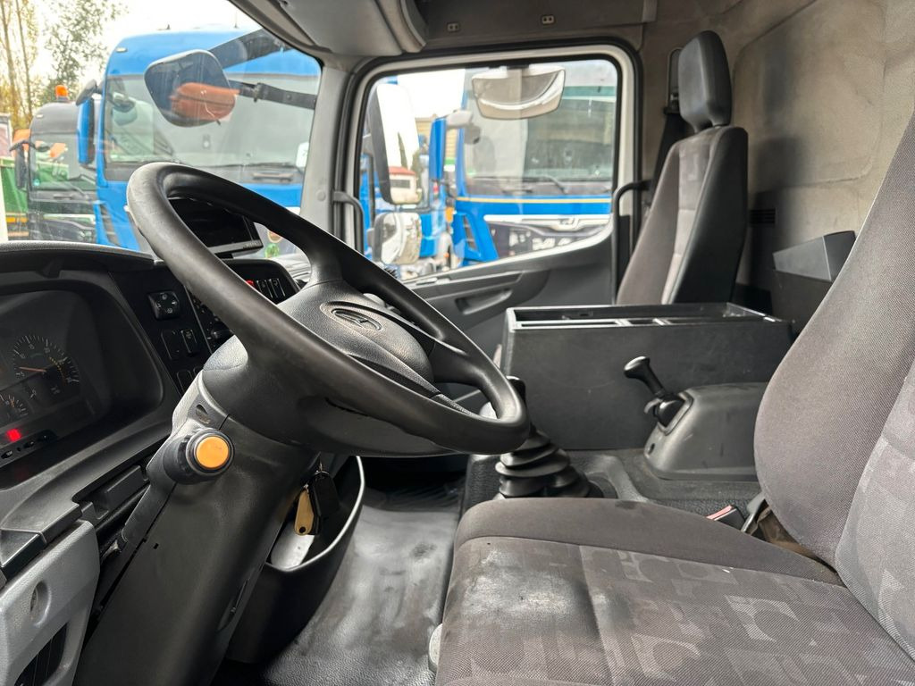 Fourgon grand volume Mercedes-Benz Atego 816 818 LBW Palfinger/KAMERA: photos 8