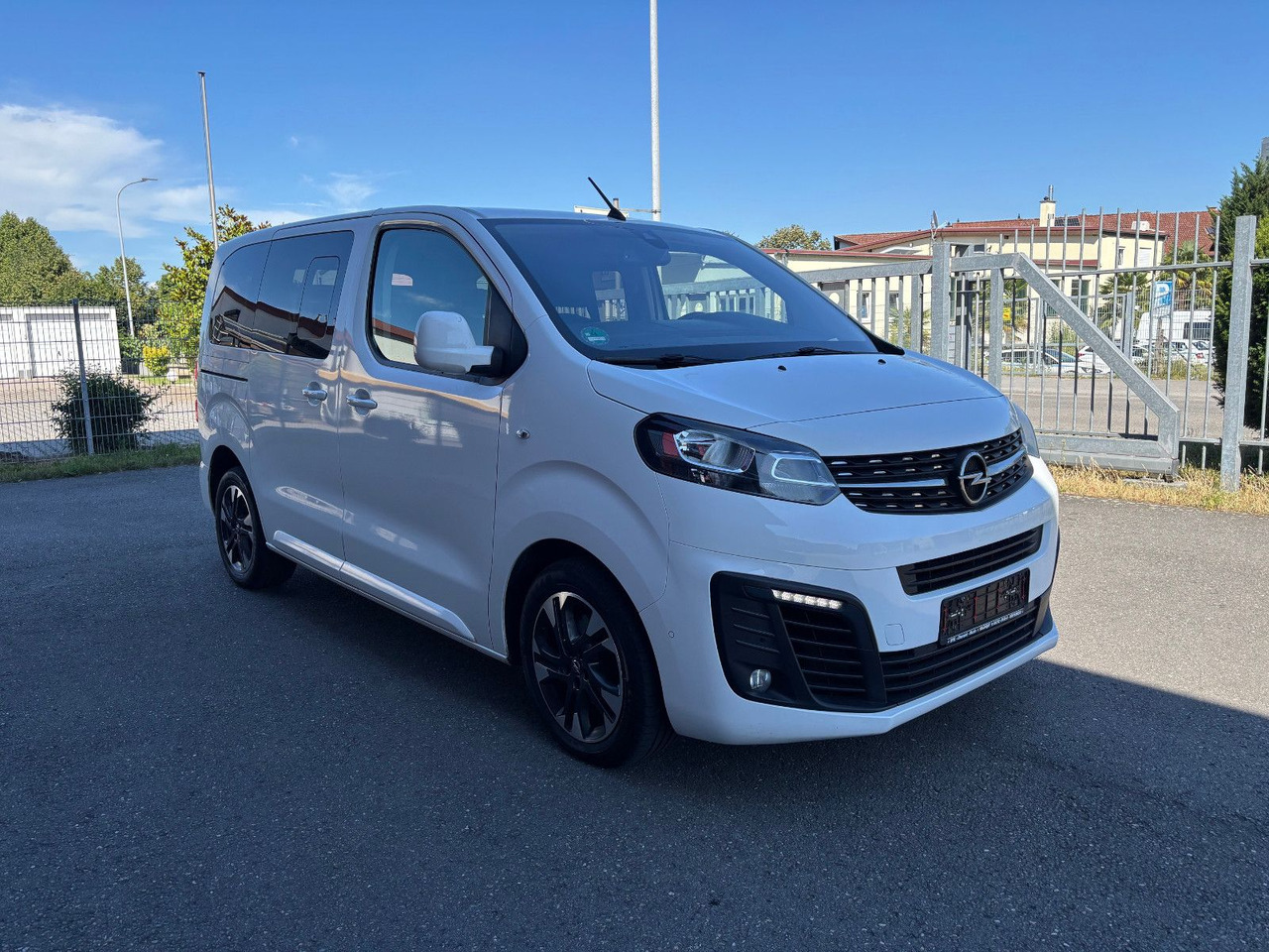 Opel Zafira Life Edition S - Transport de personnes: photos 2 Opel Zafira Life Edition S - Transport de personnes: photos 2