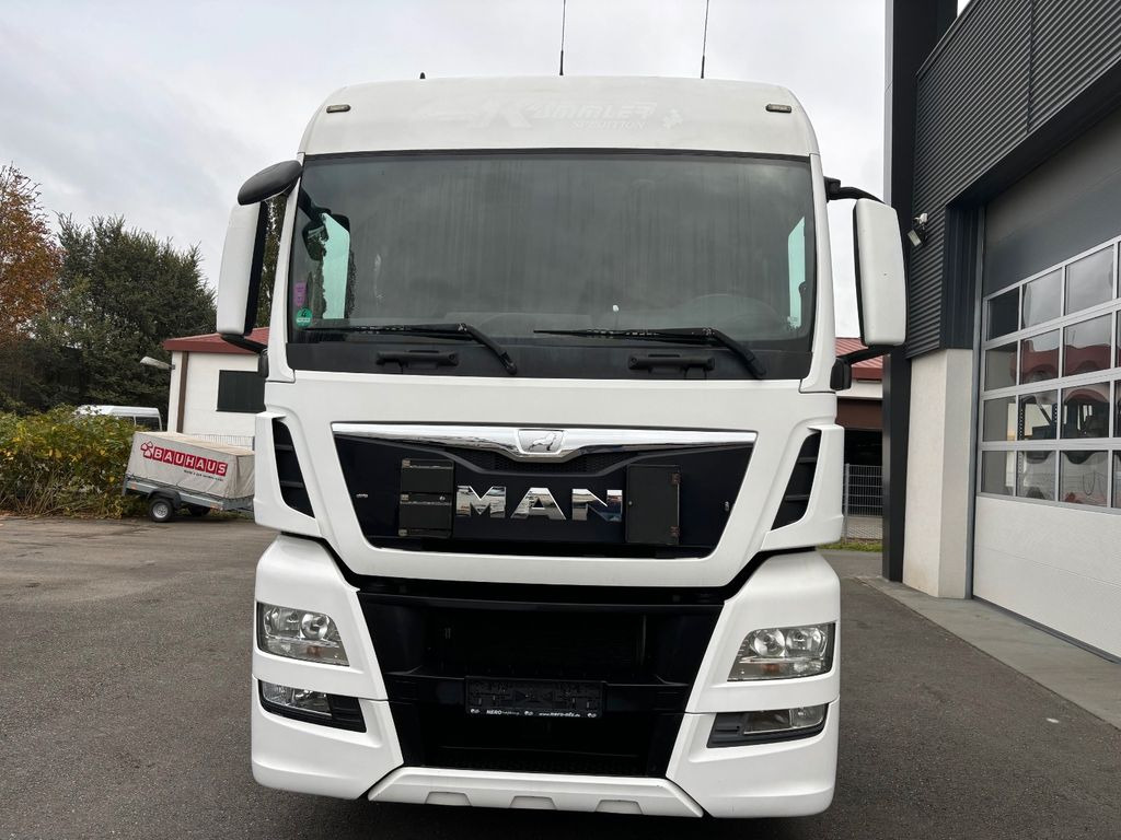 MAN TGX 18.440 480 Retarder/NAVI/2 Tanks/Standheiz - Tracteur routier: photos 3 MAN TGX 18.440 480 Retarder/NAVI/2 Tanks/Standheiz - Tracteur routier: photos 3