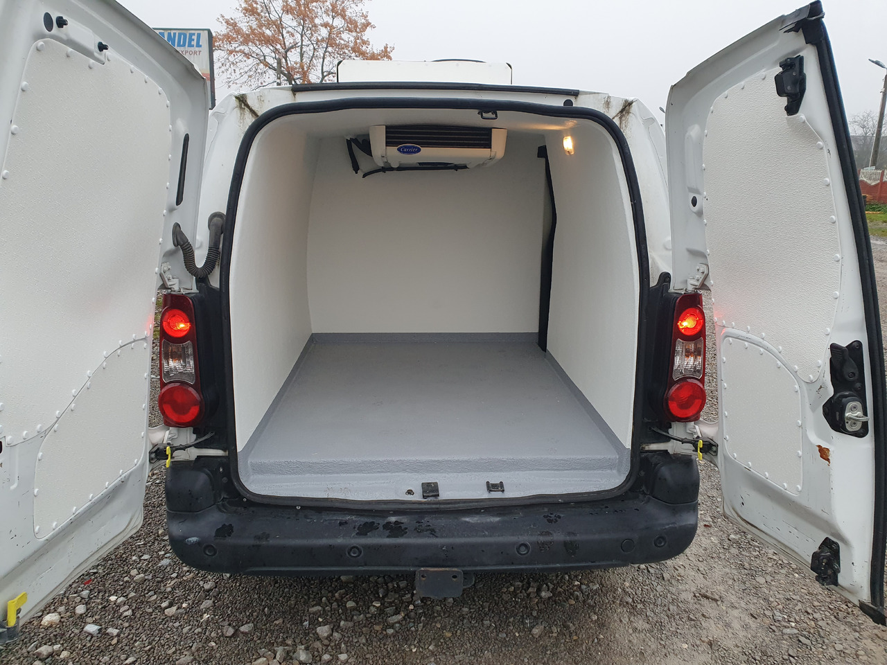 CITROËN Berlingo long chlodnia mroznia carrier Klima euro6 - Utilitaire frigorifique: photos 2 CITROËN Berlingo long chlodnia mroznia carrier Klima euro6 - Utilitaire frigorifique: photos 2