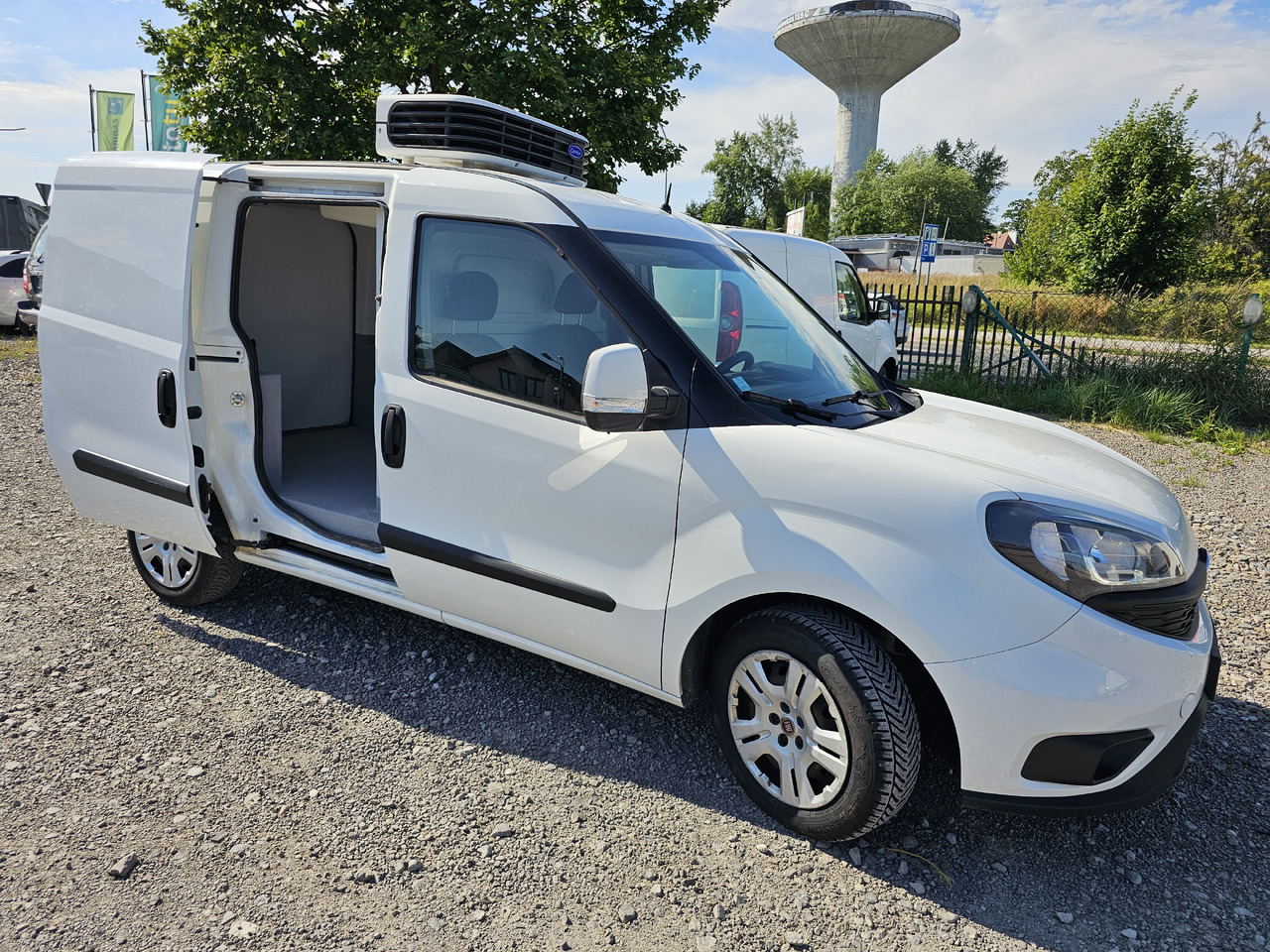 Utilitaire frigorifique FIAT DOBLO CHLODNIA MROZNIA CARRIER KLIMA EURO6 [ Copy ] [ Copy ] [ Copy ]: photos 1