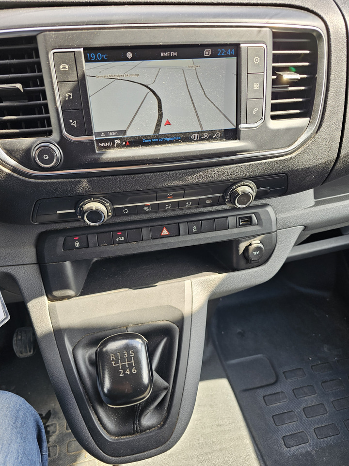 Utilitaire frigorifique PEUGEOT Expert  CHLODNIA  CARRIER  KLIMA EURO6 [ Copy ]: photos 16