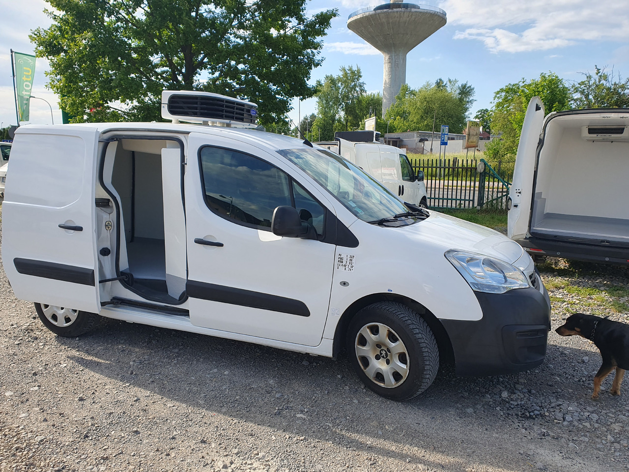 PEUGEOT PARTNER LONG CHLODNIA MROZNIA CARRIER KLIMA NAVI EURO6 - Utilitaire frigorifique: photos 1 PEUGEOT PARTNER LONG CHLODNIA MROZNIA CARRIER KLIMA NAVI EURO6 - Utilitaire frigorifique: photos 1