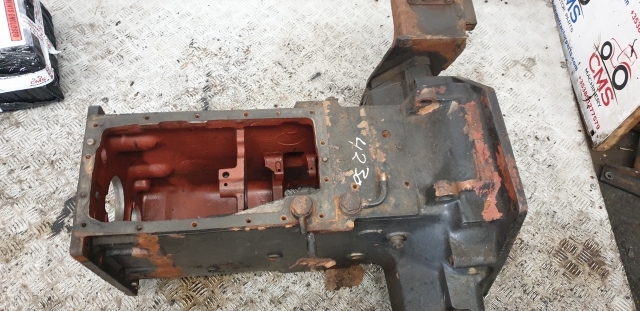 Case 3000, 4000 Series 4230 Transmission Housing 138340a1, 123060a1, 138339a1 - Transmission pour Tracteur agricole: photos 2 Case 3000, 4000 Series 4230 Transmission Housing 138340a1, 123060a1, 138339a1 - Transmission pour Tracteur agricole: photos 2
