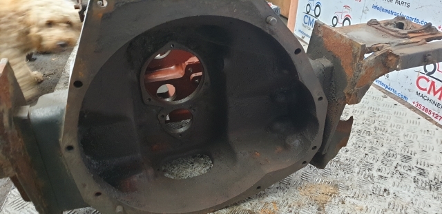 Case 3000, 4000 Series 4230 Transmission Housing 138340a1, 123060a1, 138339a1 - Transmission pour Tracteur agricole: photos 3 Case 3000, 4000 Series 4230 Transmission Housing 138340a1, 123060a1, 138339a1 - Transmission pour Tracteur agricole: photos 3