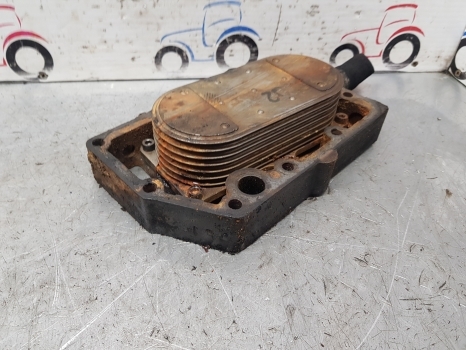 Claas Arion 600 Series 640 Engine Oil Cooler 0011613210, 0011350580 - Radiateur d'huile pour Tracteur agricole: photos 5 Claas Arion 600 Series 640 Engine Oil Cooler 0011613210, 0011350580 - Radiateur d'huile pour Tracteur agricole: photos 5