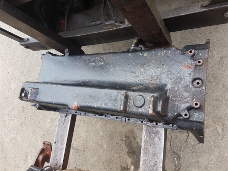 Deutz Agrotron 150, Ttv, Mk3, Oil Sump, Oil Pan 04253996, 0427589 - Moteur et pièces pour Machine agricole: photos 3 Deutz Agrotron 150, Ttv, Mk3, Oil Sump, Oil Pan 04253996, 0427589 - Moteur et pièces pour Machine agricole: photos 3