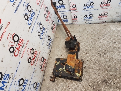 Deutz D7807c, D6806, D7206 Transmission Control Cover 04340681, 4340681r - Transmission pour Tracteur agricole: photos 4 Deutz D7807c, D6806, D7206 Transmission Control Cover 04340681, 4340681r - Transmission pour Tracteur agricole: photos 4