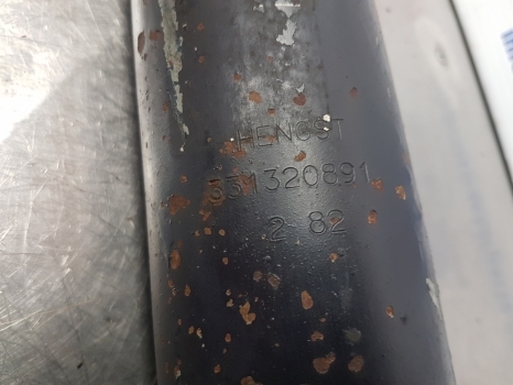 Deutz Dx110, Dx85, Dx145 Hydraulic Cylinder 04323960, 4323960, 331320891 - Vérin hydraulique pour Tracteur agricole: photos 4 Deutz Dx110, Dx85, Dx145 Hydraulic Cylinder 04323960, 4323960, 331320891 - Vérin hydraulique pour Tracteur agricole: photos 4
