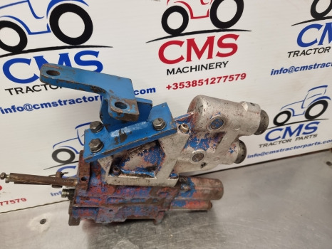 Ford 10, 30, 40, Ts10 Tw Series, Single Hydraulic Spool Valve Assy 81864873 - Hydraulique: photos 4 Ford 10, 30, 40, Ts10 Tw Series, Single Hydraulic Spool Valve Assy 81864873 - Hydraulique: photos 4