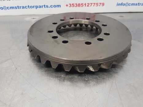 Ford 7840, 8240, 8340 Bevel Crown Gear Only 31t Car65705, 81863255 - Essieu avant pour Tracteur agricole: photos 5 Ford 7840, 8240, 8340 Bevel Crown Gear Only 31t Car65705, 81863255 - Essieu avant pour Tracteur agricole: photos 5
