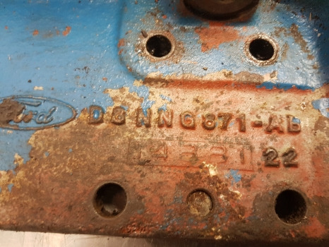Ford Tw20, Tw5, Tw15, Tw25 Hydraulic Cover D8nng871ab, D8nnf951ch - Hydraulique: photos 3 Ford Tw20, Tw5, Tw15, Tw25 Hydraulic Cover D8nng871ab, D8nnf951ch - Hydraulique: photos 3