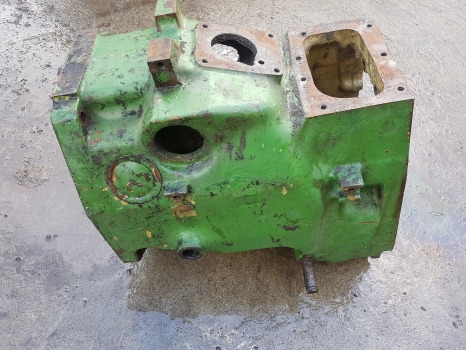 John Deere 3130, 3030 Transmission Housing T25890, At26778 - Boîte de vitesse: photos 2 John Deere 3130, 3030 Transmission Housing T25890, At26778 - Boîte de vitesse: photos 2