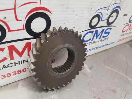 John Deere 40, 50 Series 3040, 3050, 2850 Transmission Gear L41165, L33241 - Transmission: photos 2 John Deere 40, 50 Series 3040, 3050, 2850 Transmission Gear L41165, L33241 - Transmission: photos 2