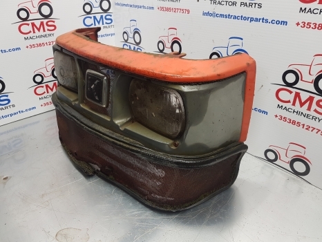 Kubota L345 Kubota Nose Cone - Carrosserie et extérieur pour Tracteur agricole: photos 2 Kubota L345 Kubota Nose Cone - Carrosserie et extérieur pour Tracteur agricole: photos 2