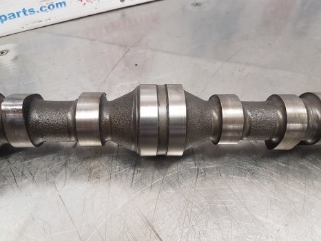 Lamboghini 1056, R1156, R1256 Engine Camshaft 0.047.1310.0, 0.047.1310.0/20 - Arbre à cames pour Tracteur agricole: photos 3 Lamboghini 1056, R1156, R1256 Engine Camshaft 0.047.1310.0, 0.047.1310.0/20 - Arbre à cames pour Tracteur agricole: photos 3