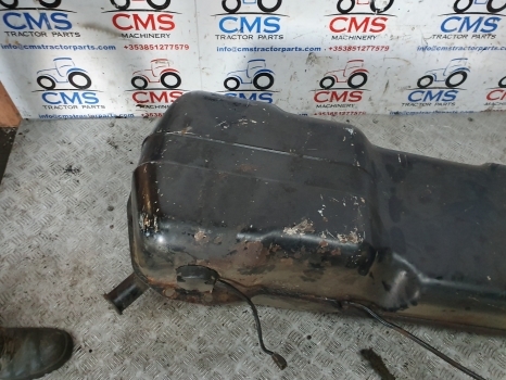 Lamborghini 1106 4wd Left Hand Side Diesel Tank 0.257.8145.3 - Réservoir de carburant pour Tracteur agricole: photos 4 Lamborghini 1106 4wd Left Hand Side Diesel Tank 0.257.8145.3 - Réservoir de carburant pour Tracteur agricole: photos 4