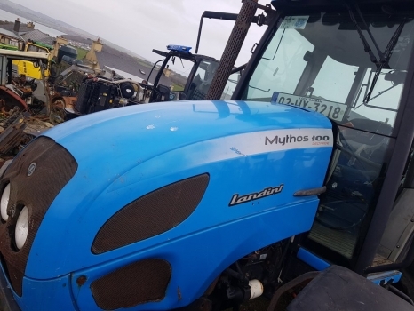 Landini Mythos 90, Mythos 100, Mythos 105 Hood Bonnet 3652905m92, 3652905m94 - Capot pour Tracteur agricole: photos 1 Landini Mythos 90, Mythos 100, Mythos 105 Hood Bonnet 3652905m92, 3652905m94 - Capot pour Tracteur agricole: photos 1