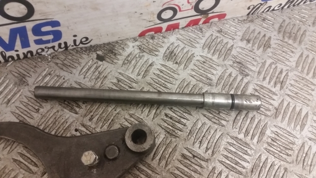 Landini Mythos Series 115 Rear Differential Lock Fork And Shaft 3531772m2, 772r2 - Différentiel pour Tracteur agricole: photos 4 Landini Mythos Series 115 Rear Differential Lock Fork And Shaft 3531772m2, 772r2 - Différentiel pour Tracteur agricole: photos 4