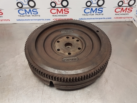 Massey Ferguson 290, 265, 275, 4225 Engine Flywheel 3819666m91, 31216360-2 - Volant moteur pour Tracteur agricole: photos 1 Massey Ferguson 290, 265, 275, 4225 Engine Flywheel 3819666m91, 31216360-2 - Volant moteur pour Tracteur agricole: photos 1