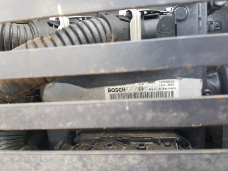 Mccormick X7.650 Engine Control Ecu 504122542 - Bloc de gestion pour Machine agricole: photos 3 Mccormick X7.650 Engine Control Ecu 504122542 - Bloc de gestion pour Machine agricole: photos 3