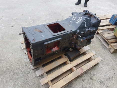 New Holland Case Mxm, Tm, Tm130 Transmission Housing 5188850, 47125544, 51888509 - Boîte de vitesse: photos 5 New Holland Case Mxm, Tm, Tm130 Transmission Housing 5188850, 47125544, 51888509 - Boîte de vitesse: photos 5