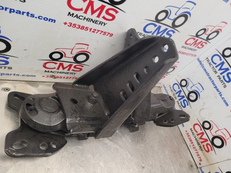New Holland Case T6, T7, T6000, Maxxum Front Mudguard Hub Kit 87651033, 87651032 - Aile: photos 4 New Holland Case T6, T7, T6000, Maxxum Front Mudguard Hub Kit 87651033, 87651032 - Aile: photos 4