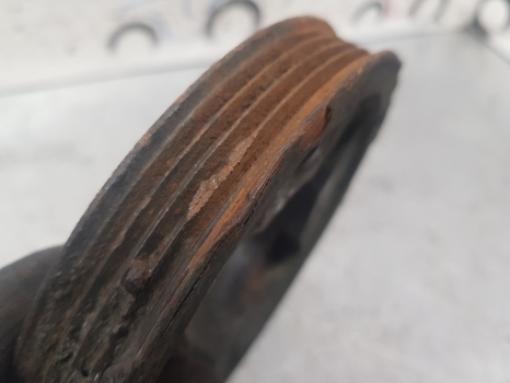 New Holland Case T6000, Maxxum T6070 Engine Crankshaft Pulley 2853546; 504046450 - Moteur et pièces pour Tracteur agricole: photos 5 New Holland Case T6000, Maxxum T6070 Engine Crankshaft Pulley 2853546; 504046450 - Moteur et pièces pour Tracteur agricole: photos 5