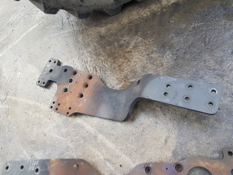 New Holland Case T7, Puma Series T7.260 Frame Side Plate Kit Lhs, Rhs 84578710 - Cabine: photos 3 New Holland Case T7, Puma Series T7.260 Frame Side Plate Kit Lhs, Rhs 84578710 - Cabine: photos 3