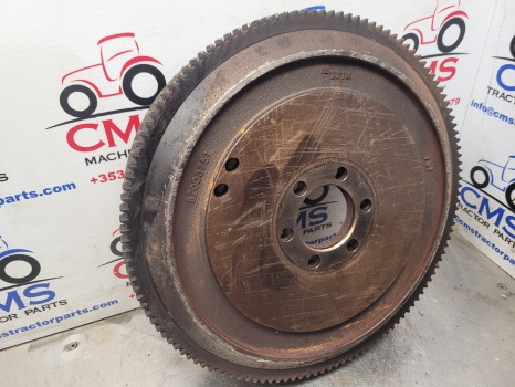 New Holland Case Tm, Mxm Ser Tm155 Flywheel Assy 82003751, 82001276, 82003745 - Volant moteur: photos 3 New Holland Case Tm, Mxm Ser Tm155 Flywheel Assy 82003751, 82001276, 82003745 - Volant moteur: photos 3