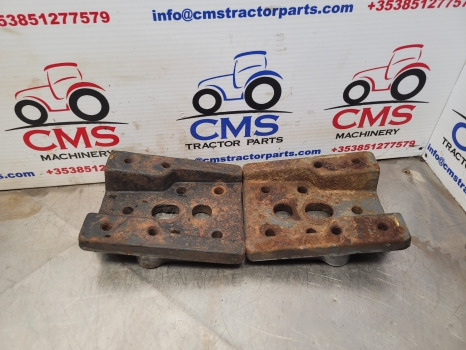 New Holland Case Tsa. Mxu Ts115a Delta Front Mudguard Support Pair 82027313 - Aile: photos 1 New Holland Case Tsa. Mxu Ts115a Delta Front Mudguard Support Pair 82027313 - Aile: photos 1