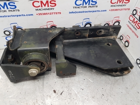 New Holland T7.200 Case Puma 165 Cab Suspension Bracket Rhs 47568419, 84353066 - Suspension de cabine pour Machine agricole: photos 5 New Holland T7.200 Case Puma 165 Cab Suspension Bracket Rhs 47568419, 84353066 - Suspension de cabine pour Machine agricole: photos 5