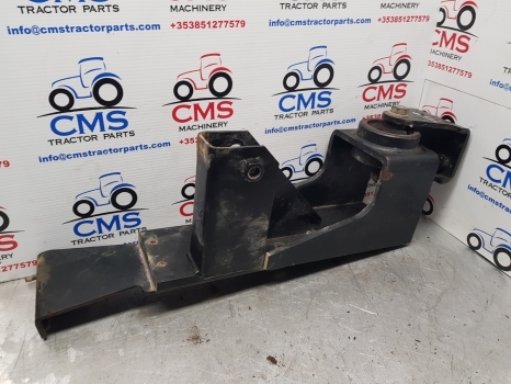 New Holland T7.200, T7.185 Case Puma 150 Cab Suspension Bracket Lhs 84353070 - Suspension de cabine pour Machine agricole: photos 5 New Holland T7.200, T7.185 Case Puma 150 Cab Suspension Bracket Lhs 84353070 - Suspension de cabine pour Machine agricole: photos 5